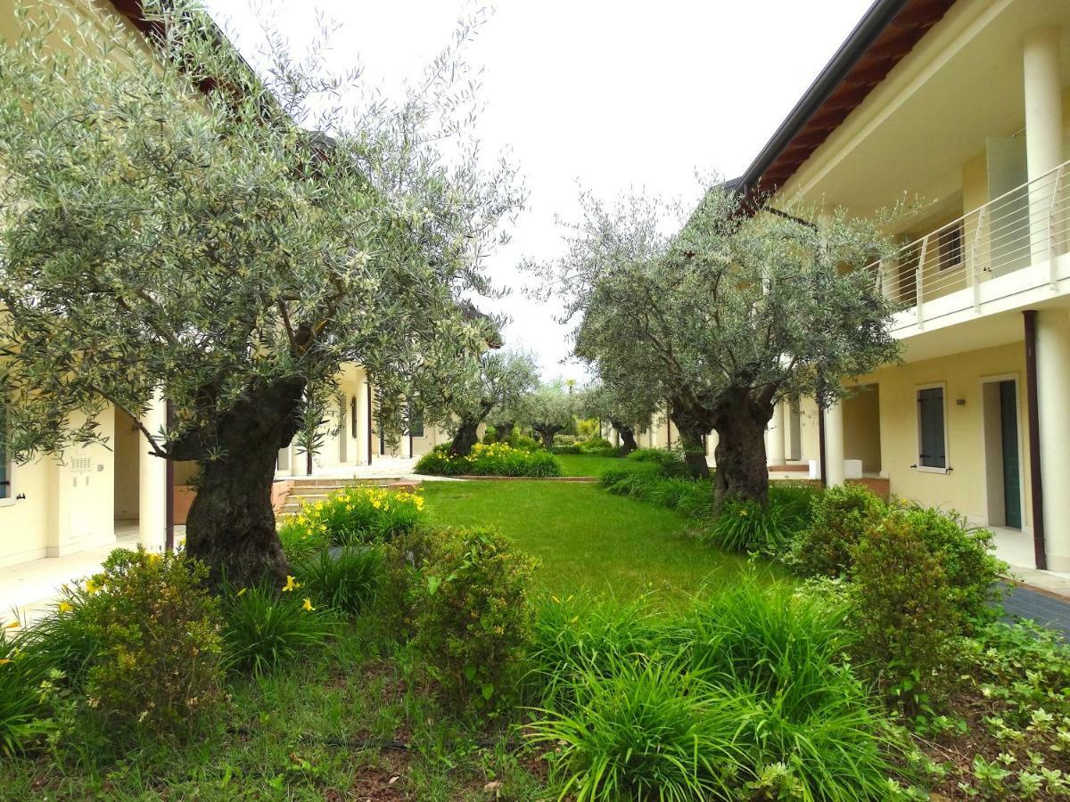 Phoenix Garda Hills Sirmione Luaran gambar